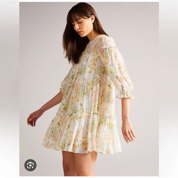 Ted Baker London Dresses & Skirts - NWT Ted Baker London Bellona White Tiered Trapeze Mini Dress. $395